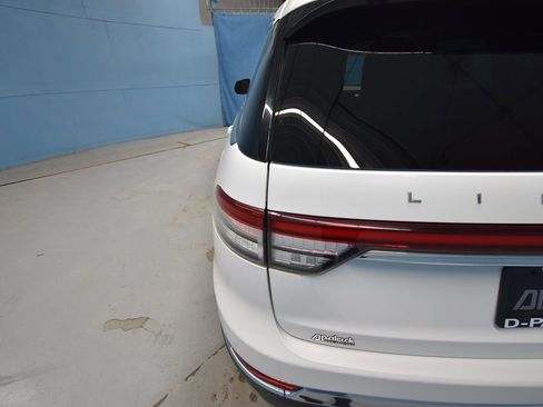 Used 2021 Lincoln Aviator Reserve w/ Elements Package Plus image 45