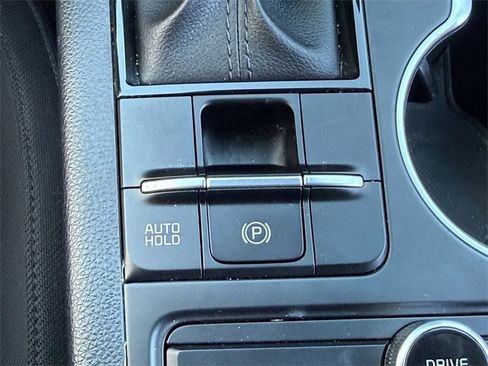 Used 2022 Kia K5 LXS image 20