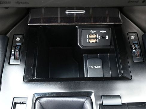 Used 2020 Lexus GX 460 Premium image 28