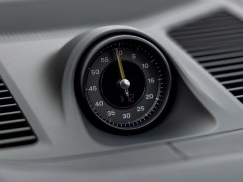 Certified 2024 Porsche Cayenne Turbo GT image 32