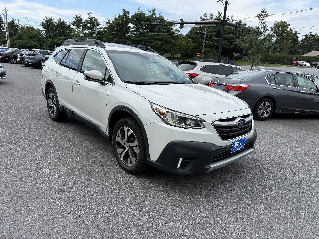 Used 2020 Subaru Outback Limited XT AWD/4WD image 4