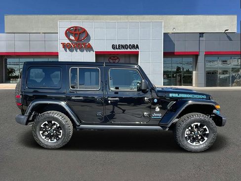 Used 2024 Jeep Wrangler Unlimited Rubicon 4xe image 2