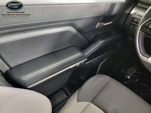 Used 2024 Toyota Tacoma TRD Sport AWD/4WD image 30