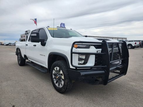 Used 2023 Chevrolet Silverado 2500 Custom w/ Custom Convenience Package image 7