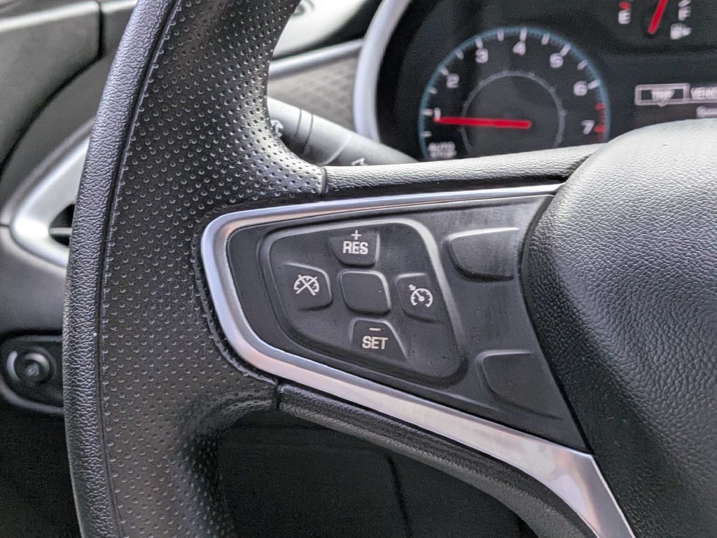 Used 2022 Chevrolet Malibu LS FWD image 19
