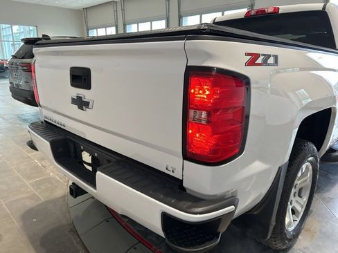 Used 2018 Chevrolet Silverado 1500 LT w/ All Star Edition image 6