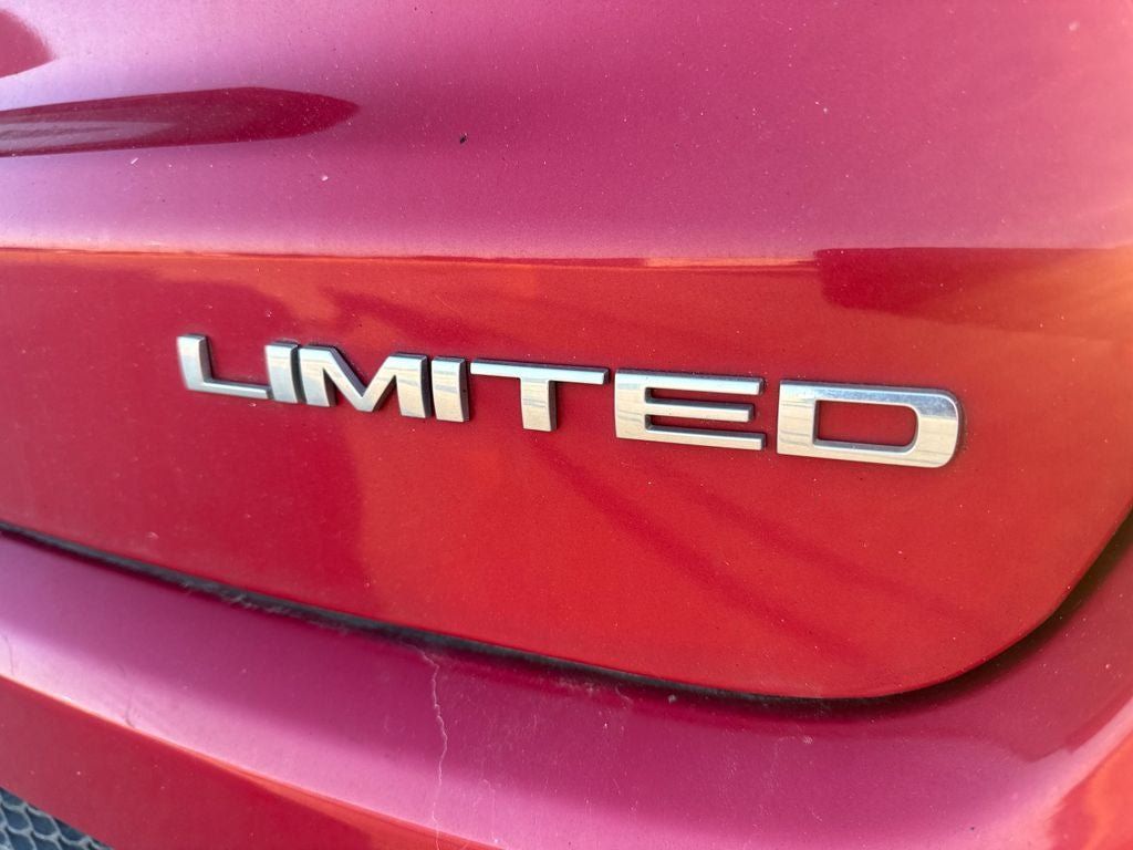 Used 2018 Jeep Compass Limited w/ Navigation Group FWD image 5