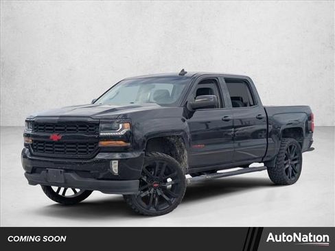 Used 2018 Chevrolet Silverado 1500 LT w/ Texas Edition image 1