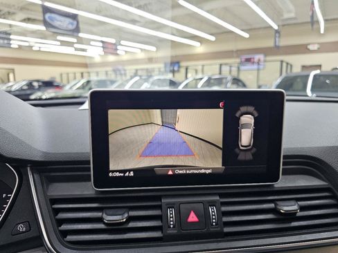 Used 2018 Audi SQ5 Premium Plus w/ S Sport Package AWD/4WD image 33