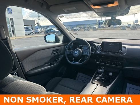 Used 2021 Nissan Rogue S image 2