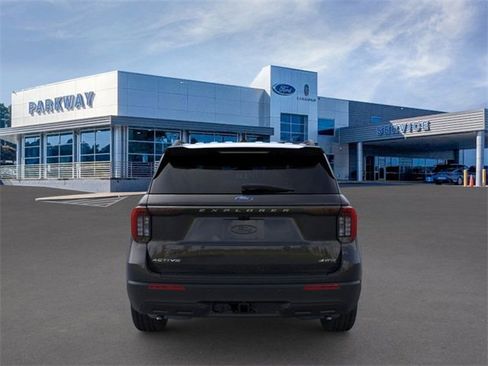 New 2026 Ford Explorer Active image 5