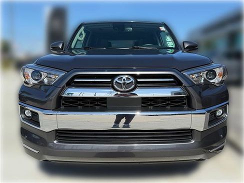 Used 2021 Toyota 4Runner Limited AWD/4WD image 2