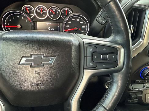 Used 2021 Chevrolet Silverado 1500 LT Trail Boss image 16