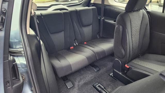 Used 2012 MAZDA MAZDA5 Sport FWD image 20