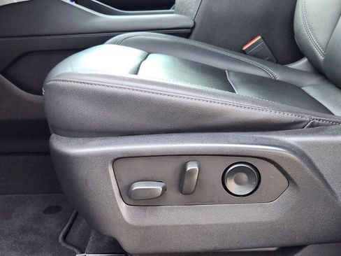 Used 2022 Chevrolet Tahoe LT image 24