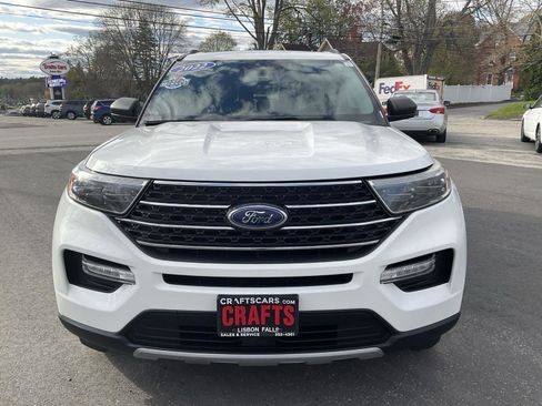 Used 2022 Ford Explorer XLT w/ Equipment Group 202A AWD/4WD image 8