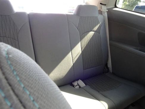 Used 2016 Chevrolet Traverse LT image 18