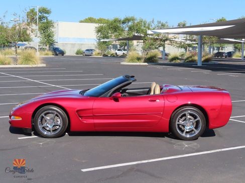 Used 2004 Chevrolet Corvette Convertible w/ Preferred Equipment Group image 9
