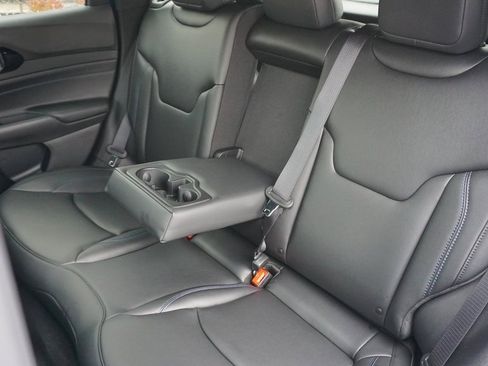 New 2026 Jeep Compass Limited image 9