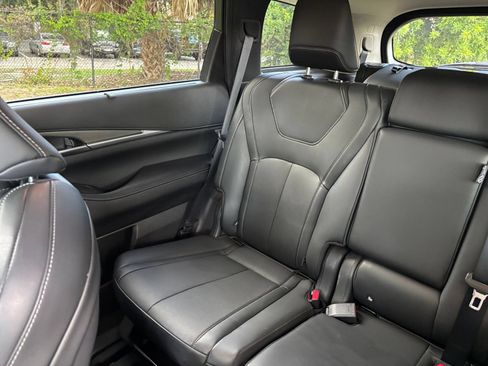 Used 2026 INFINITI QX60 Luxe FWD image 39