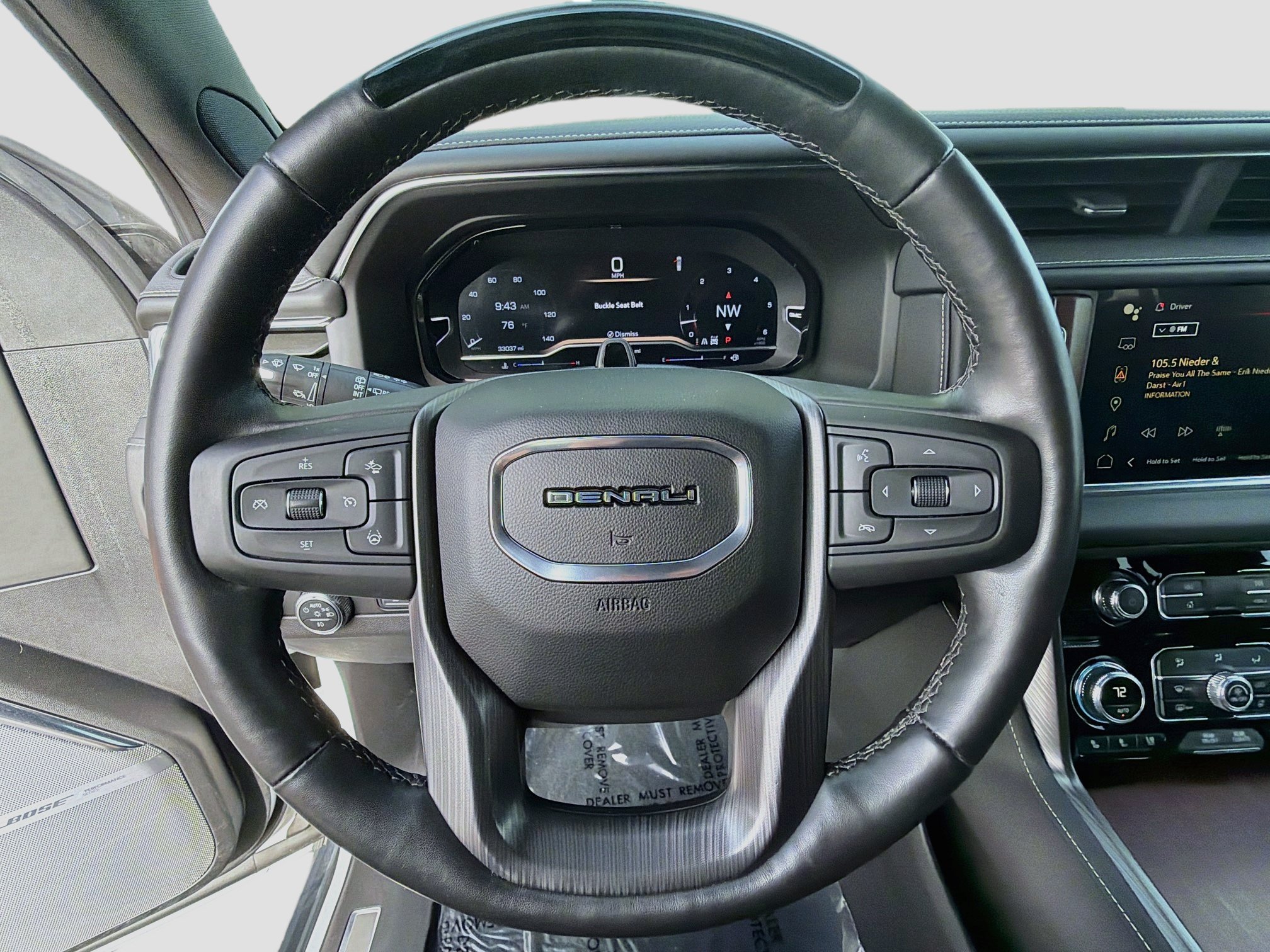 Used 2023 GMC Yukon Denali Ultimate AWD/4WD image 11