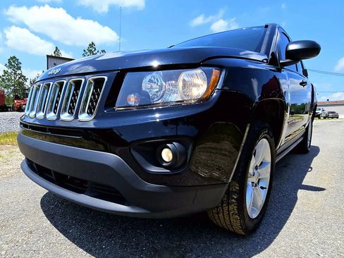 Used 2017 Jeep Compass Sport w/ Power Value Group image 21