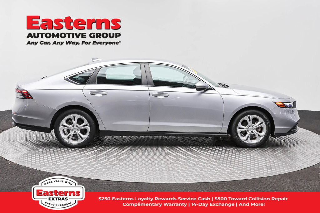 Used 2023 Honda Accord LX image 5
