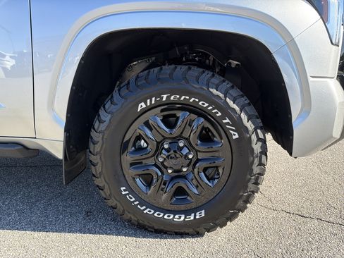 Certified 2026 Toyota Tundra SR image 24