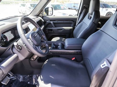 New 2026 Land Rover Defender 110 OCTA AWD/4WD image 20