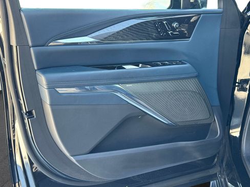 Used 2025 Cadillac Escalade IQ Luxury 2 w/ LPO, Radiant Package AWD/4WD image 20