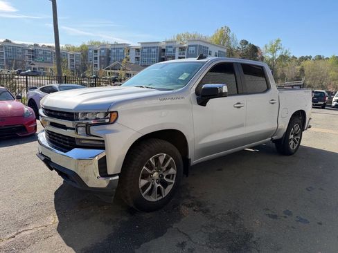 Used 2020 Chevrolet Silverado 1500 LT image 4