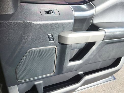 Used 2017 Ford F150 Raptor w/ Equipment Group 802A Luxury image 16