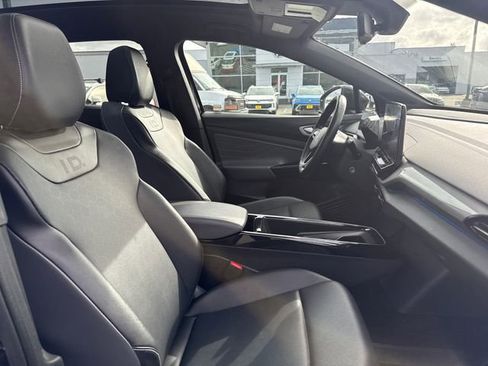 Used 2023 Volkswagen ID.4 Pro S image 13