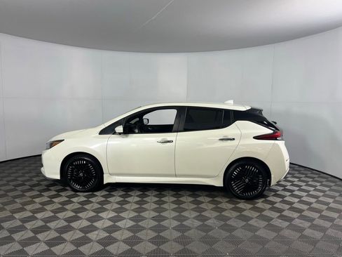 Used 2025 Nissan Leaf SV Plus image 10