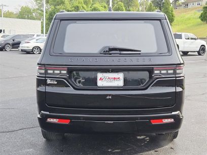 Used 2024 Jeep Grand Wagoneer Series III w/ Rear Seat Video Group 1