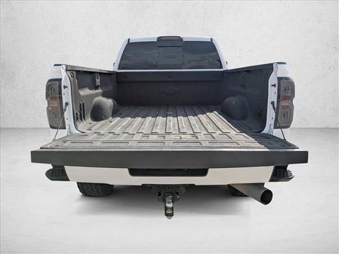 Used 2018 Chevrolet Silverado 2500 LTZ w/ Duramax Plus Package image 19