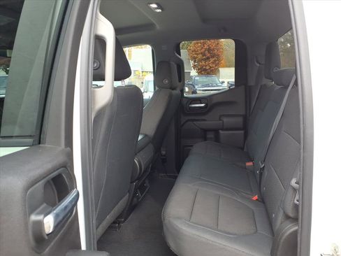 Used 2019 Chevrolet Silverado 1500 Custom Trail Boss image 16