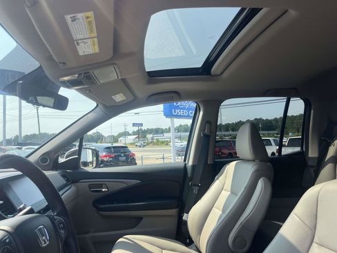 Certified 2023 Honda Ridgeline RTL image 17