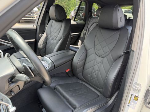 Used 2026 BMW X5 sDrive40i RWD image 16