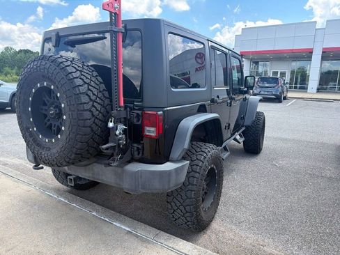 Used 2015 Jeep Wrangler Unlimited Sport w/ Quick Order Package 24S AWD/4WD image 9