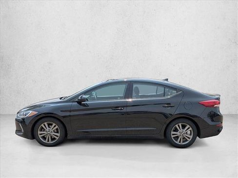 Used 2017 Hyundai Elantra Value Edition FWD image 8