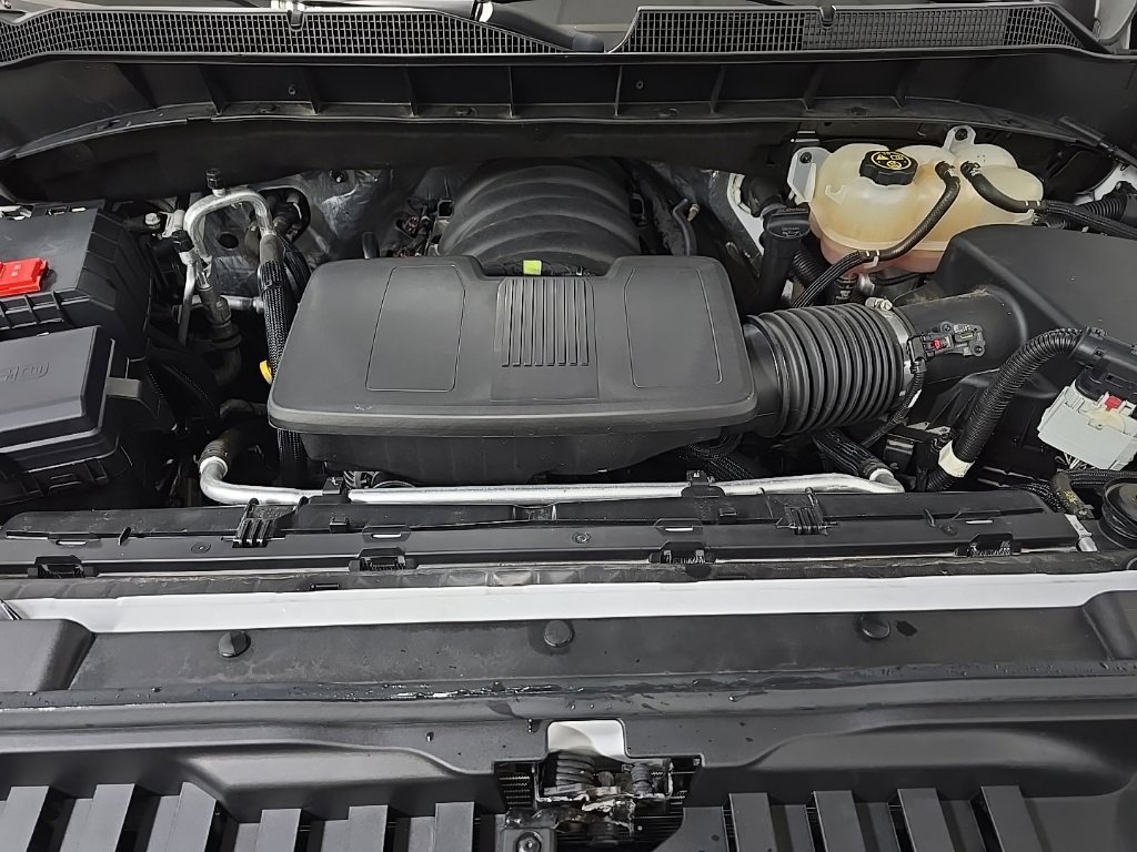 Used 2023 Chevrolet Silverado 1500 RST AWD/4WD image 12