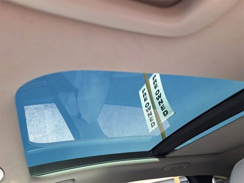 Used 2024 Hyundai Tucson Limited image 15