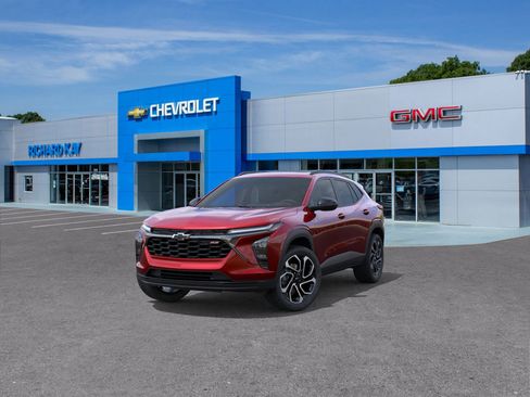 New 2026 Chevrolet Trax RS w/ Sunroof Package image 32