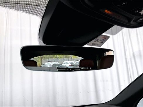 Used 2025 Audi Q7 3.0T Premium image 17