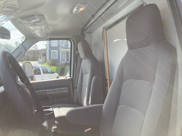 New 2027 Ford E-350 and Econoline 350 Super Duty w/ Power Equipment Group RWD image 11