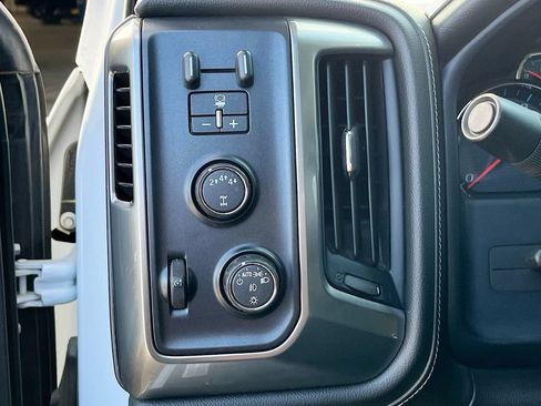 Used 2019 Chevrolet Silverado 2500 LTZ w/ Duramax Plus Package AWD/4WD image 10