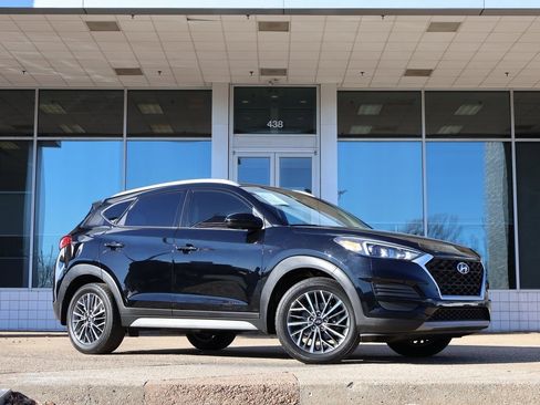 Used 2019 Hyundai Tucson SEL image 2