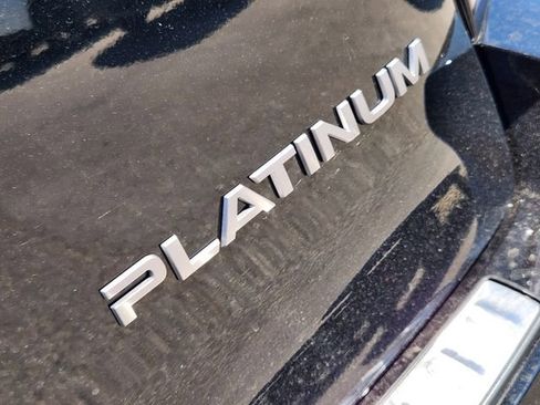 New 2025 Nissan Armada Platinum w/ Convenience Package image 9