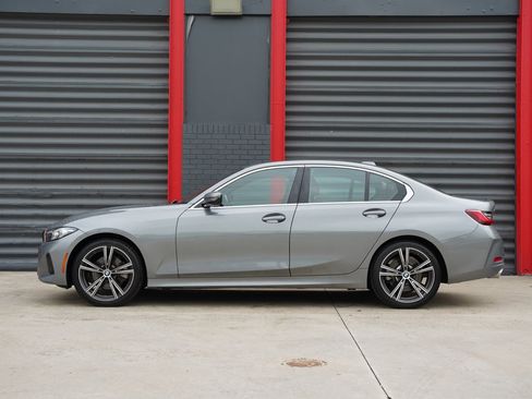 Used 2024 BMW 330i xDrive Sedan w/ Convenience Package image 6